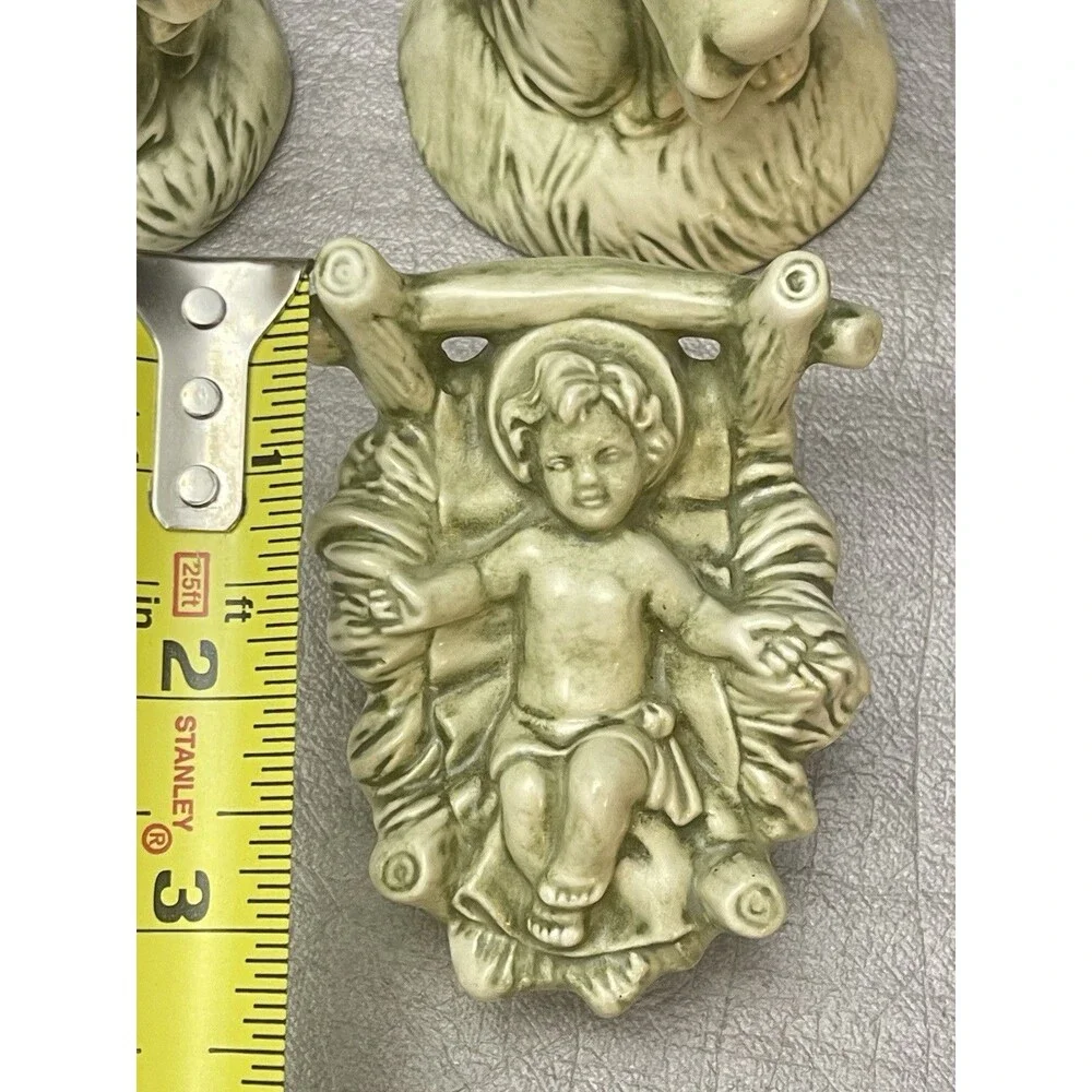 VTG Nativity Set Holy Family Green Patina Chalkware Ceramic Signed LEA 1988 READ - Picture 5 of 12